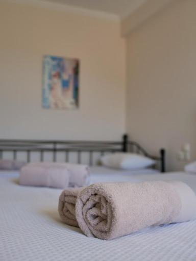 Vironas Hotel Himare Eksteriør bilde